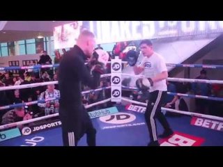 BLACKPOOL BEEF? -  JACK ARNFIELD SMASHES THE PADS WITH MIKE JENNINGS AHEAD OF ROSE CLASH