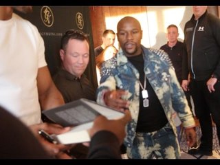 'I CAN'T SIGN THAT, IT'S FULL OF LIES!' - THE MOMENT FLOYD MAYWEATHER REFUSED TO SIGN A BOOK