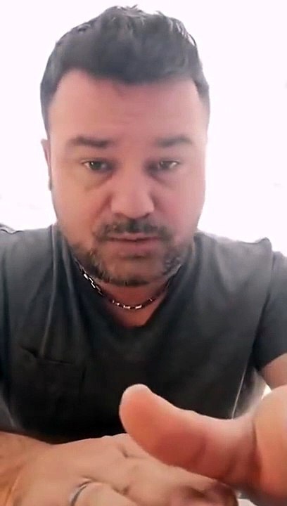 UN ANCIEN POLICIER CONSEIL LES GILETS JAUNES contre CRS