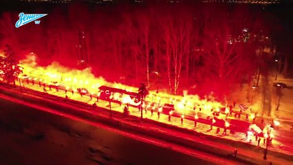 Así recibieron los aficionados del Zenit a su equipo en la llegada a su estadio