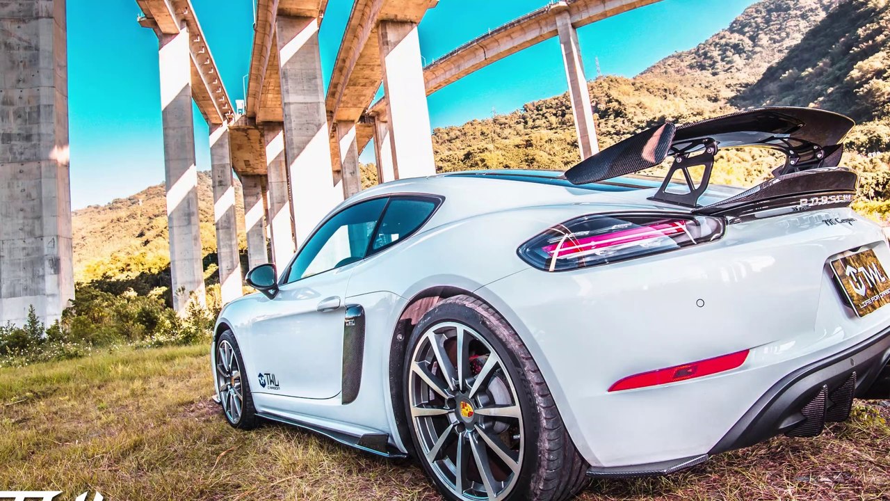 PORSCHE 718 CAYMAN CARBON TUNING EVOLUTION
