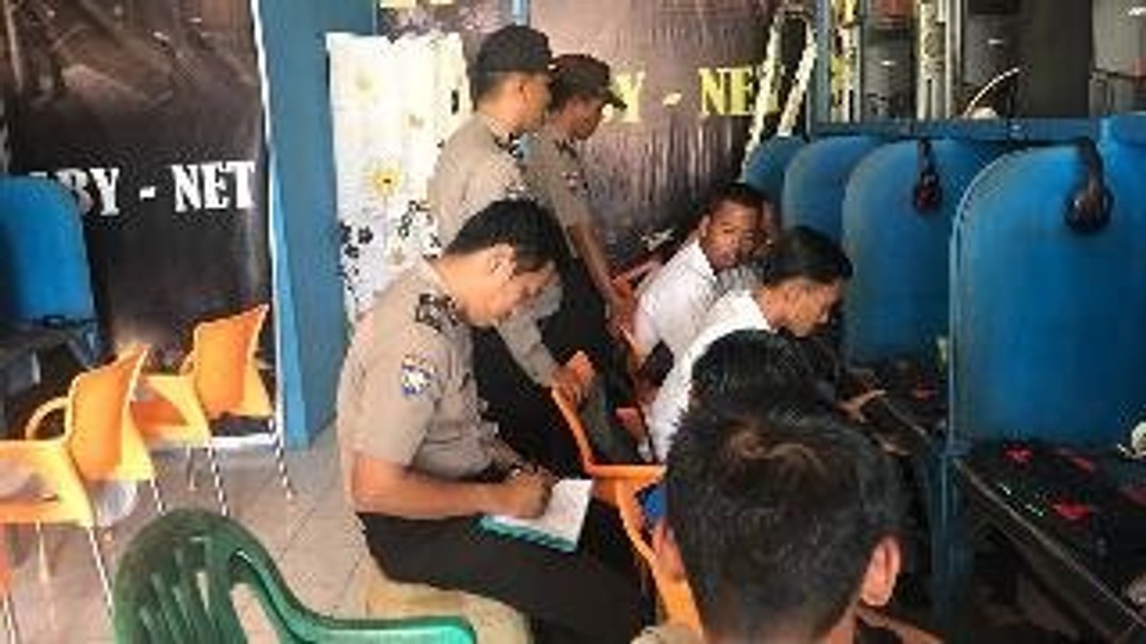 Bobol Sekolah Karena Game