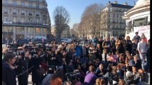 Greta Thunberg, Anuna De Wever et Kyra Gantois manifestent à Paris pour le climat