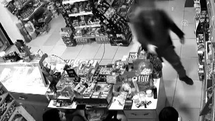 Batman'da Silahlı Gasp Güvenlik Kamerasında
