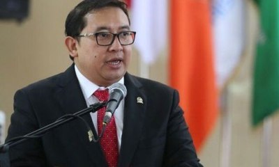 Buntut Polemik Puisi “Doa yang Ditukar” Fadli Zon