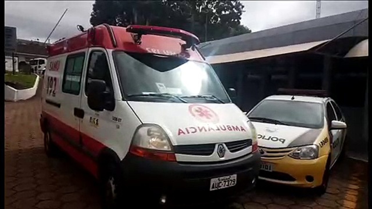 Homem agredido em briga de família é atendido pelo Samu na Delegacia