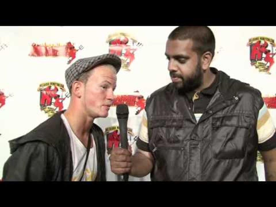 Rockin' Robin Deakin Interview for iFILM LONDON / DEAKIN v DAY / HELLRAISER PROMOTIONS