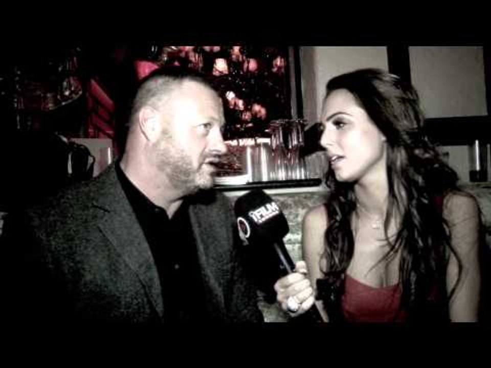 JAMIE JENKINS (SUGAR HUT HONEY) INTERVIEWS MICKY NORCROSS FOR iFILM LONDON / SUGAR HUT.