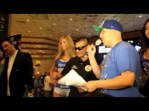 DANIEL PONCE DE LEON - GRAND ARRIVAL @ MGM GRAND / PONCE DE LEON v MARES / MAYDAY