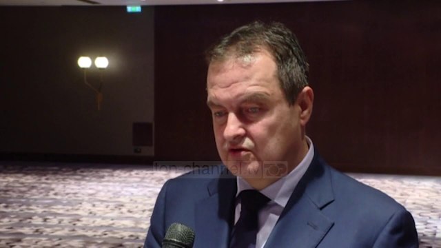 Daçiç, kundër ministrit të tij - Top Channel Albania - News - Lajme