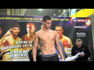 ANTHONY OGOGO v DAN BLACKWELL - OFFICIAL WEIGH IN FROM THE EXCEL / SEASON'S BEATINGS