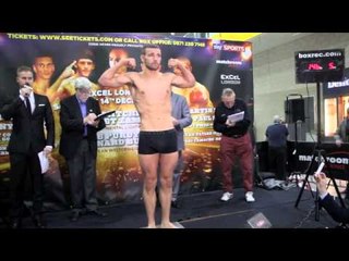 LEONARD BUNDU v LEE PURDY - OFFICIAL WEIGH IN FROM EXCEL / SEASON'S BEATINGS