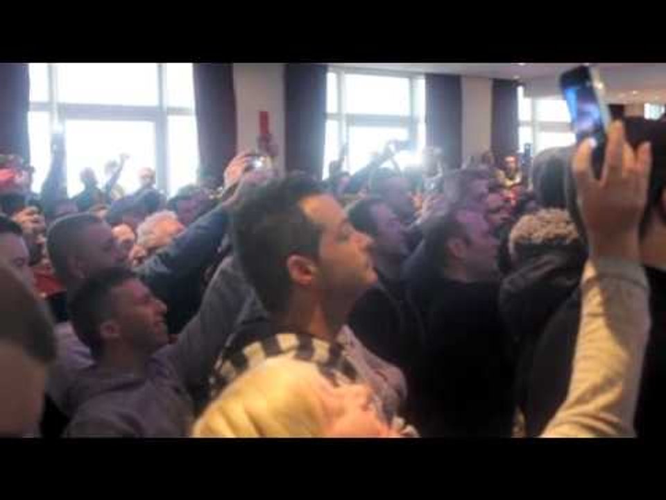 IRISH CROWD GO MENTAL FOR CARL FRAMPTON v HUGO CAZARES HEAD TO HEAD IN BELFAST /iFL TV