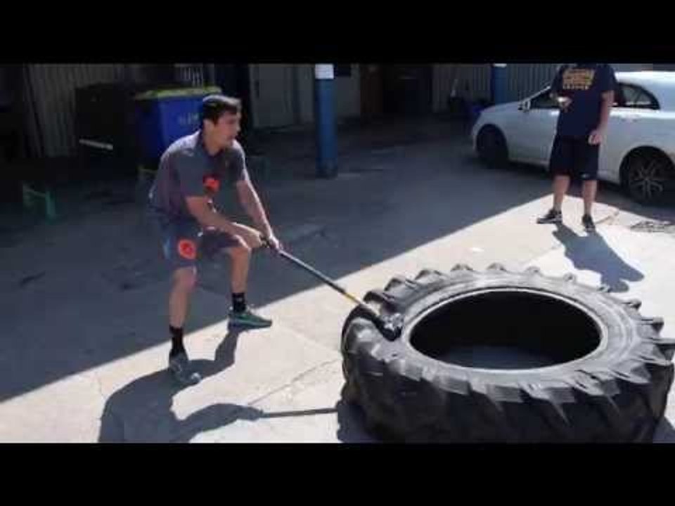 ANTHONY CROLLA TRAINING FOOTAGE @ GALLAGHER'S G...