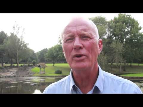 BARRY HEARN - 'ANTHONY JOSHUA IS BETTER THAN LENNOX LEWIS WAS AT THIS STAGE OF HIS CAREER' / iFL TV