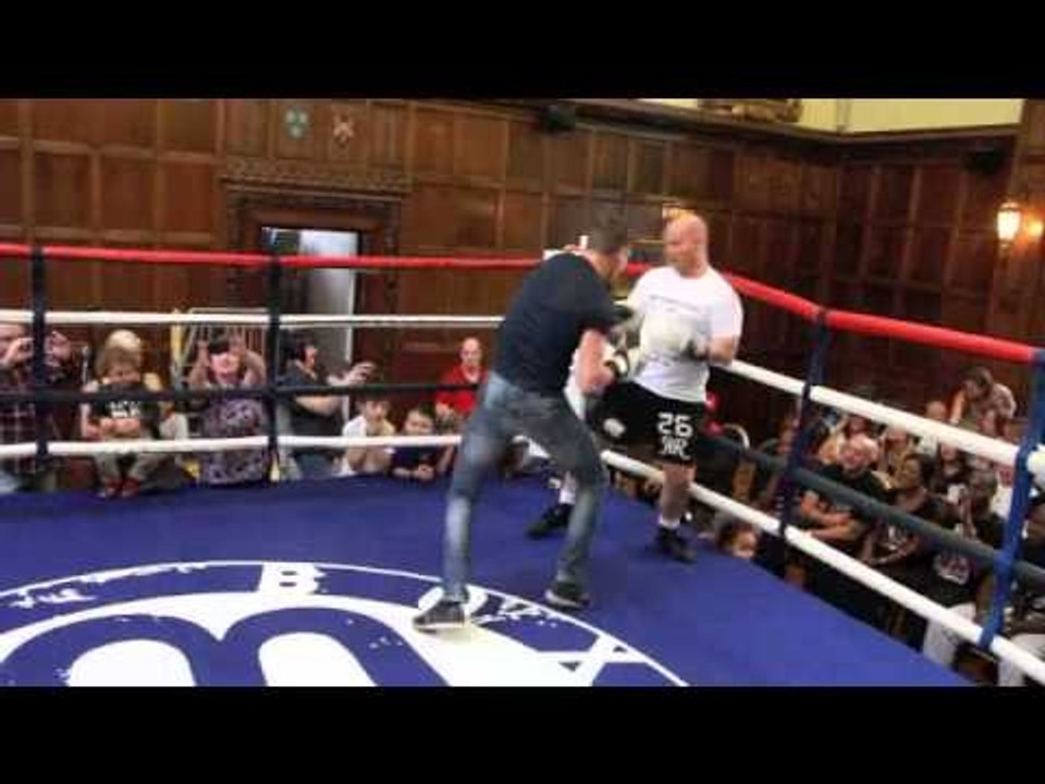 OLYMPIC GOLD MEDALIST LUKE CAMPBELL SPARS RYAN RHODES FOR THE JEROME WILSON FUND RAISER