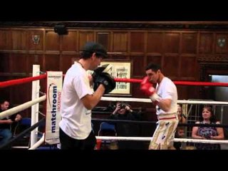 TOMMY COYLE & NIGEL TRAVIS PAD WORKOUT AHEAD OF WOODHOUSE SPAR / JEROME WILSON FUND RAISER