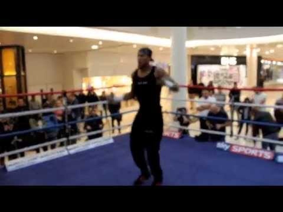 ANTHONY JOSHUA MBE SKIPPING WORK OUT FOR THE PUBLIC IN WATFORD / iFL TV