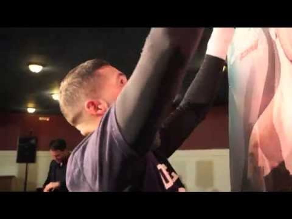 TONY BELLEW PUTS UP 'FRAUD' LABEL ACROSS NATHAN CLEVERLY BANNER / CLEVERLY v BELLEW 2