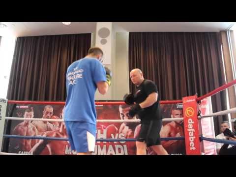 RAW POWER!! SEAN DODD OPEN PUBLIC PAD SESSION AHEAD OF REMATCH WITH SCOTT CARDLE / CARDLE v DODD