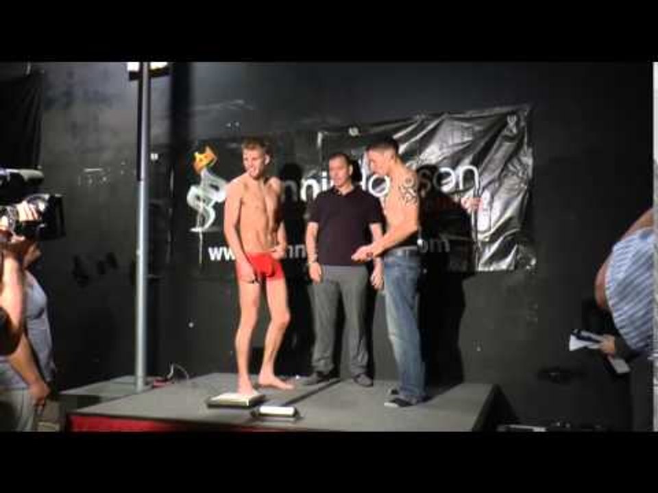 GRANT CUNNINGHAM v LEWIS TAYLOR OFFICIAL WEIGH IN & HEAD TO HEAD / iFL TV