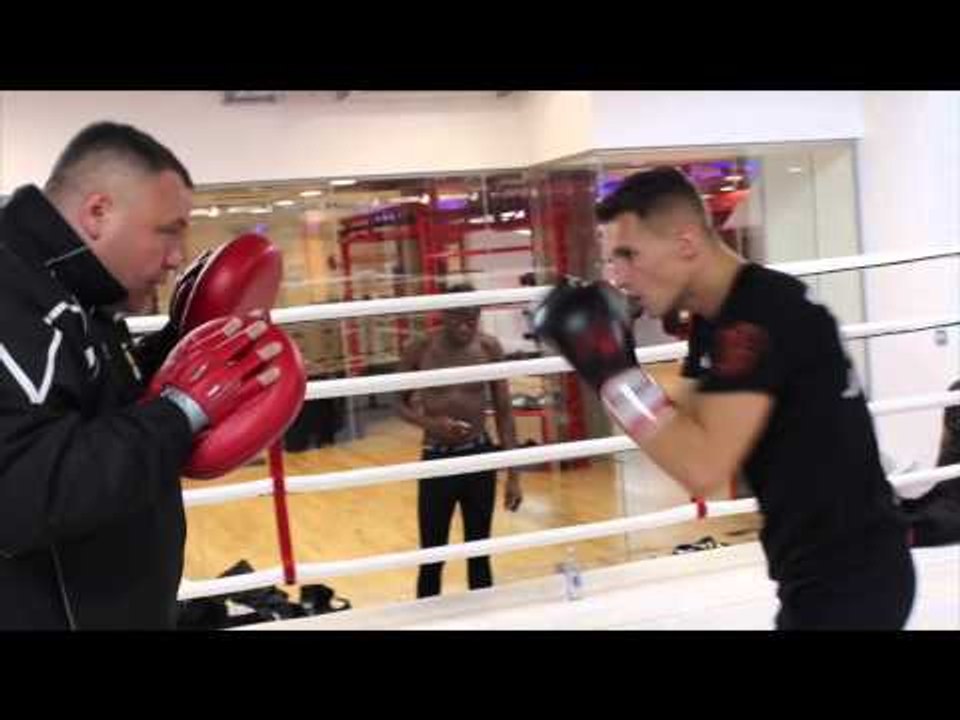 RISING STAR TOMMY MARTIN FULL PAD WORKOUT WITH TRAINER BARRY SMITH / iFL TV