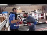 EXPLOSIVE !! KEVIN MITCHELL SMASHES THE PADS & BODY BAG WITH TRAINER TONY SIMS