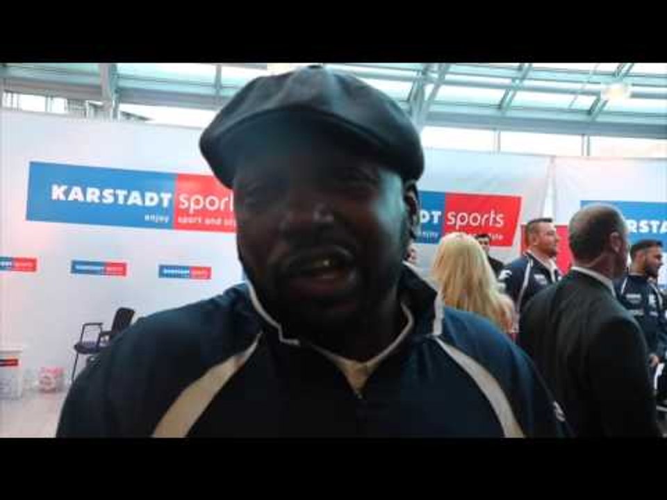 CLIFTON MITCHELL - 'WHAT WLADIMIR KLITSCHKO FORGETS HIS BROTHER CANT GET IN THE RING AN HELP HIM!!