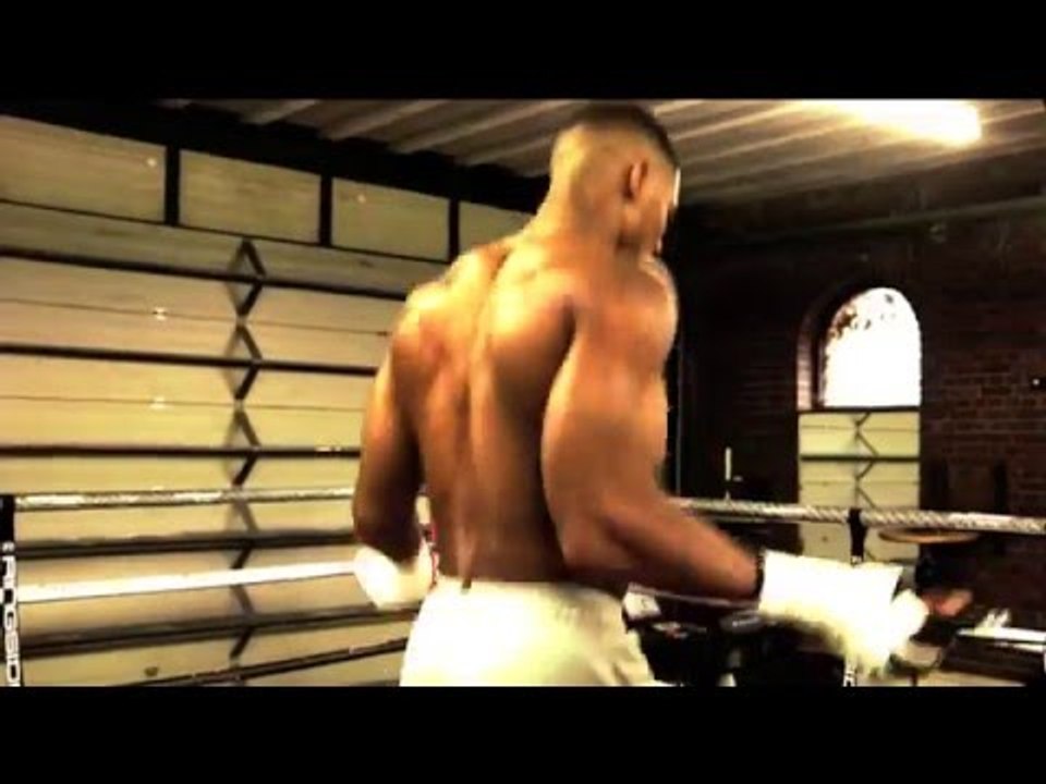 INSIDE ANTHONY JOSHUA TRAINING CAMP - SKIPPING FOOTAGE / CHARLES MARTIN v ANTHONY JOSHUA - APRIL 9