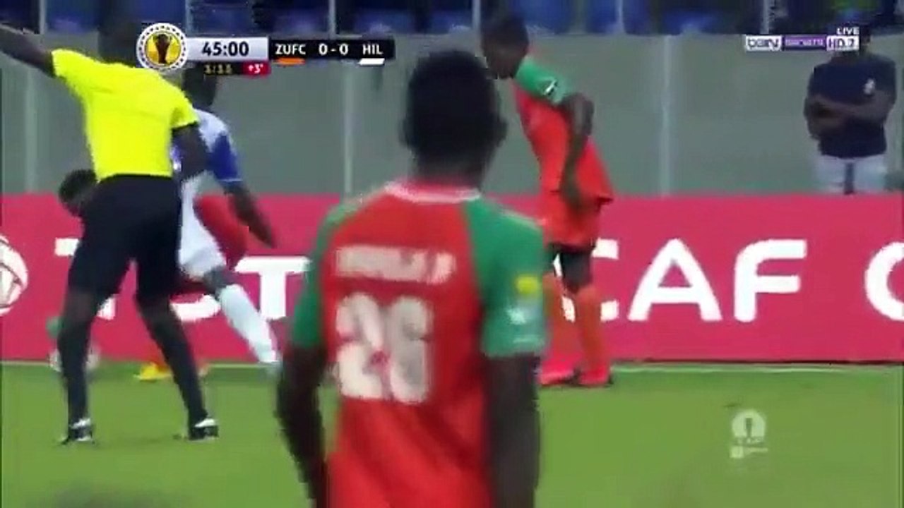 VÍDEO: Expulsão surreal na Taça da Confederação Africana