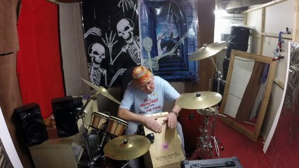 GERRY ATRIC PLAYS CAJON TO CELTIC IMPULSE BY KEVIN MACLEOD