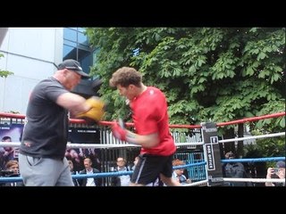 ROBBIE DAVIES JR! - OFFICIAL PUBLIC WORKOUT IN LONDON / EUBANK JR v ABRAHAM