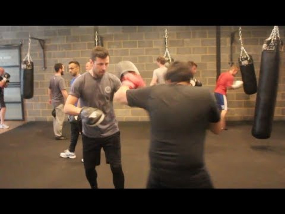 'NO GUTS. NO GLORY' - INSIDE DARREN BARKER'S NEW 12 X 3 GYM - & w/ KEVIN MITCHELL & DARREN HAMILTON