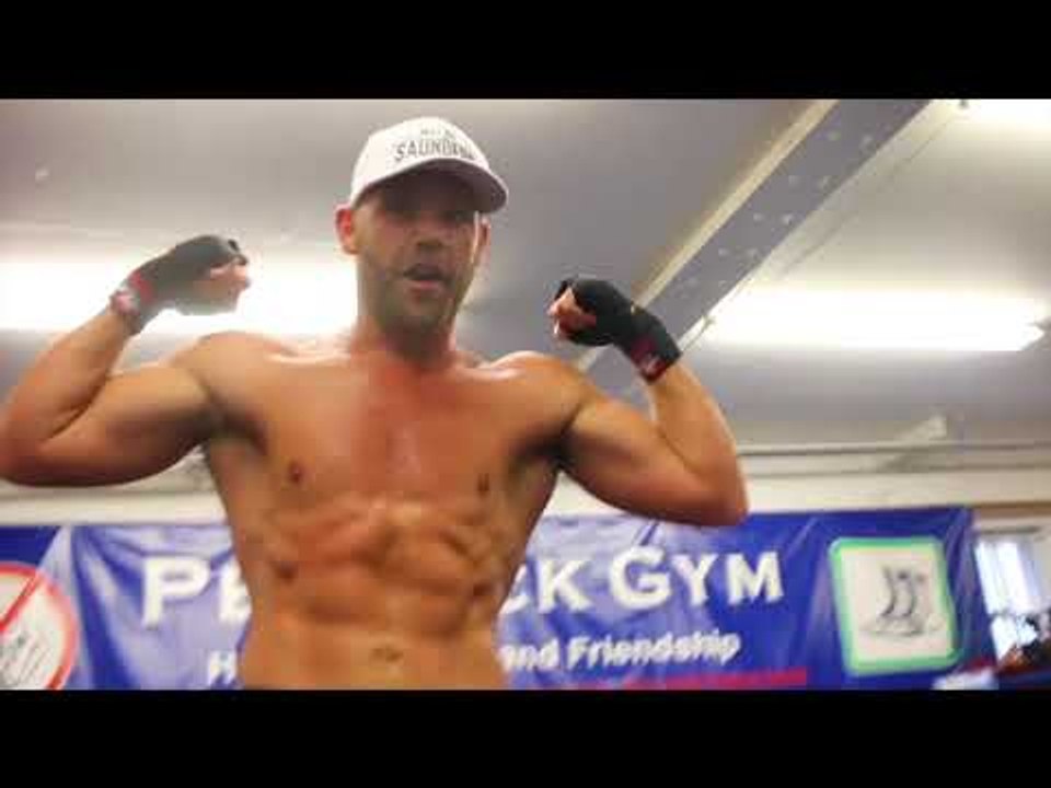 BILLY JOE SAUNDERS v WILLIE MONROE JR - / BILLY JOE SAUNDERS FULL TRAINING SESSION @ PEACOCK GYM