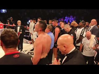 JOSEPH PARKER SEEMS TO BE DEFLATED MOMENTS AFTER SCORECARDS ARE READ OUT BEFORE WINNER ANNOUNCED