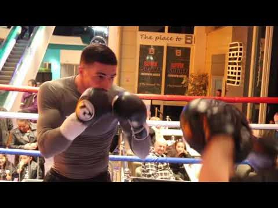 HARD-HITTING MARK HEFFRON SHOWS HIS POWER ON THE PADS AHEAD OF LEWIS TAYLOR CLASH / NO IFS NO BUTS