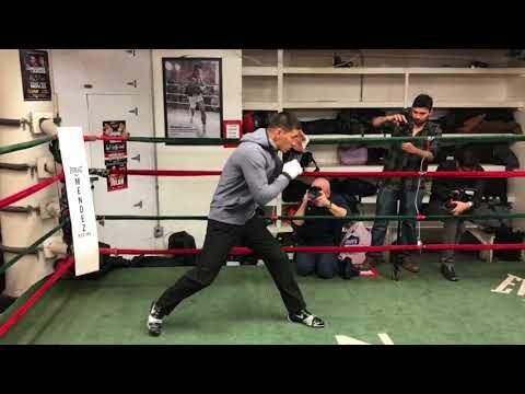 DMITRY BIVOL SHOWS OFF HIS SKIPPING, TECHNIQUE & GUILE DURING MEDIA WORKOUTS