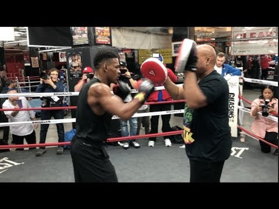 DANIEL JACOBS WORKOUT (HIGHLIGHTS) With TRAINER ANDRE ROZIER / JACOBS v SULECKI