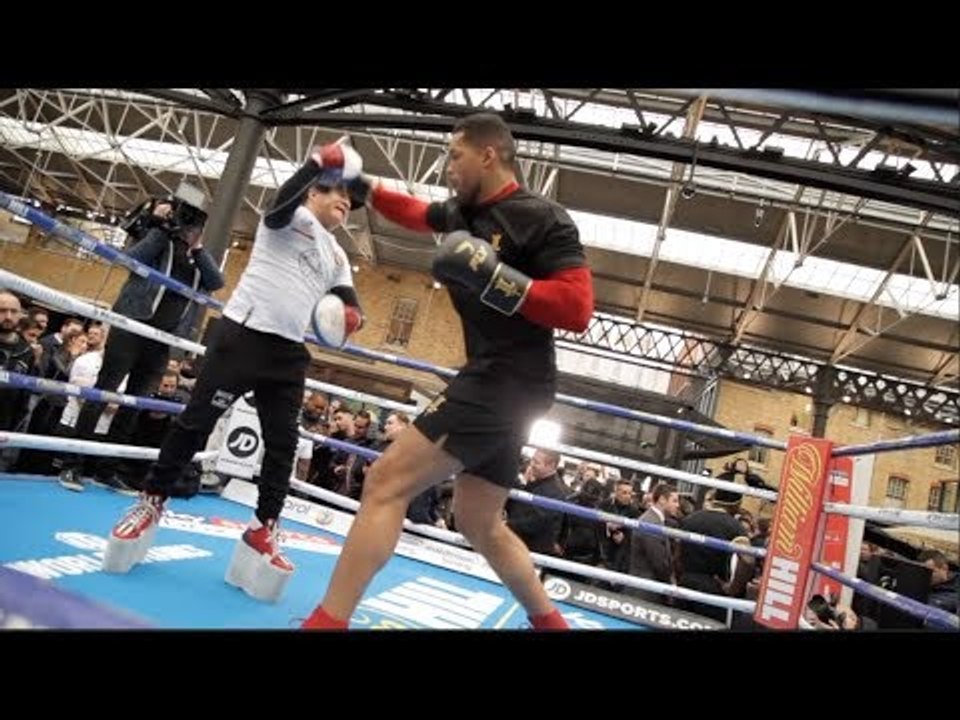 POWERFUL! HEAVYWEIGHT JUGGERNAUT JOE JOYCE SMASHES PADS W/ TRAINER ISMAEL SALAS & HIS GIANT SHOES