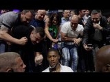 GO ON AJ LAD!  -ANTHONY JOSHUA MAKES TIME FOR FANS AFTER TONY BELLEW DRAMATIC WIN OVER DAVE HAYE (2)