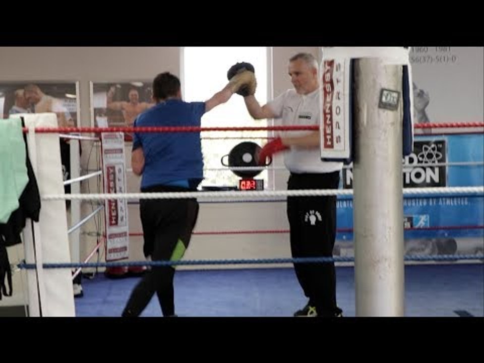 PETER FURY TEACHING PETER McDONAGH DEVASTATING 2 PUNCH COMBO IN THE FURY GYM / SEXTON v FURY