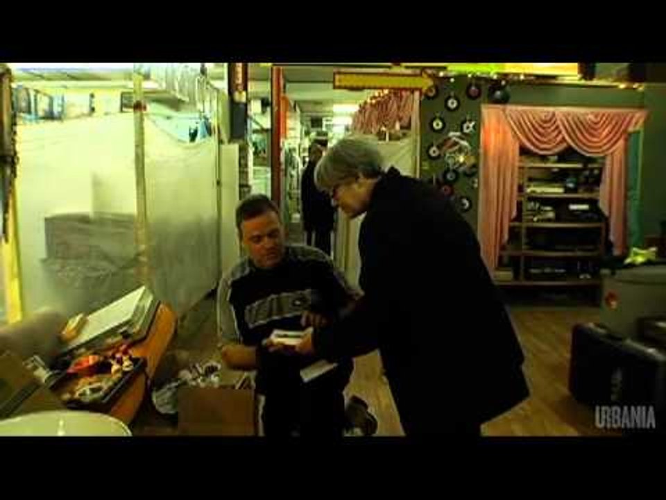 MTL12 - Marché St-Michel - Mme Bakelite