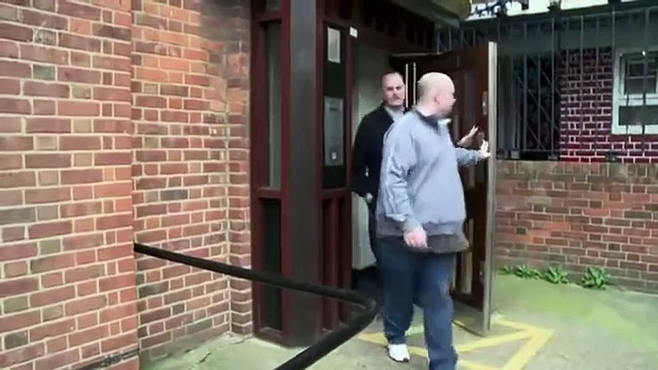 How To Get A Council House S02E03