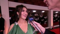 Laurent Weil interviewe Camélia Jordana sur le tapis rouge - César 2019