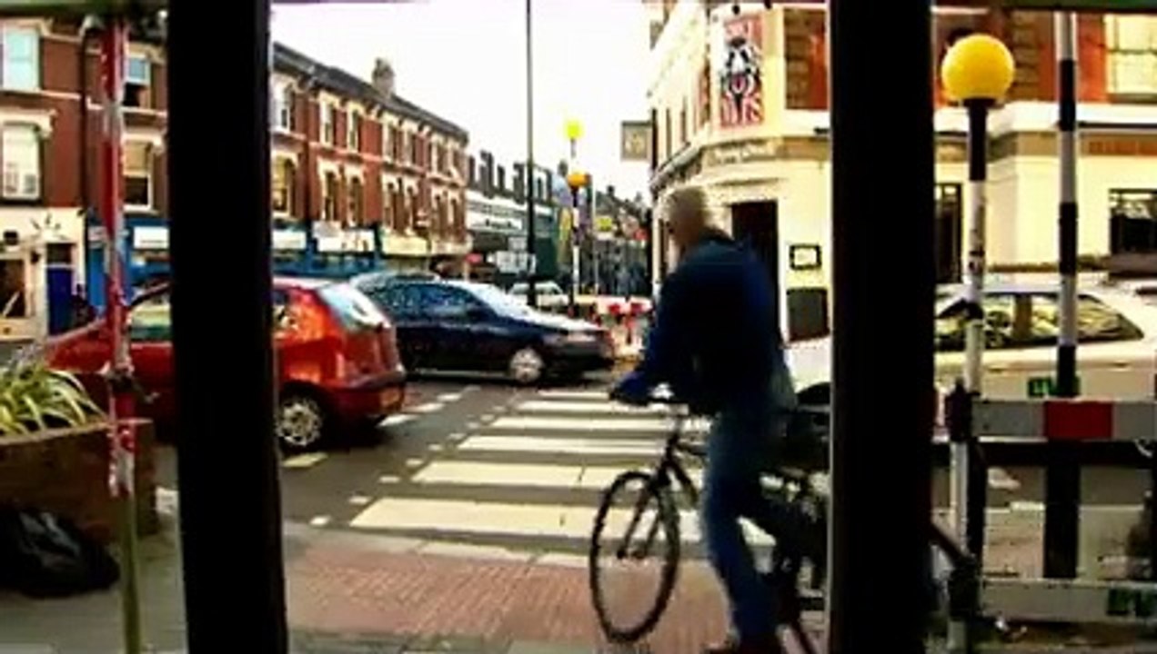 Derren Brown - Trick of the Mind (S2E5 )