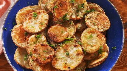 These Oven Fried Pickle Potato Chips Are The Ultimate Snack Food