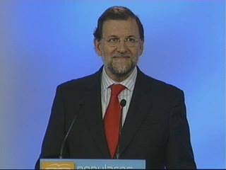 Rajoy dice que Zapatero le ha trasladado a Ibarretxe lo que él le pidió