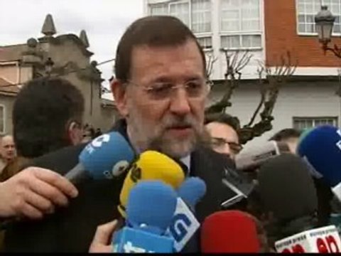 Rajoy visita la capilla ardiente de Xosé Cuiña