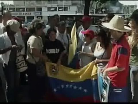 Tensa espera para la liberación de los tres rehenes de las FARC