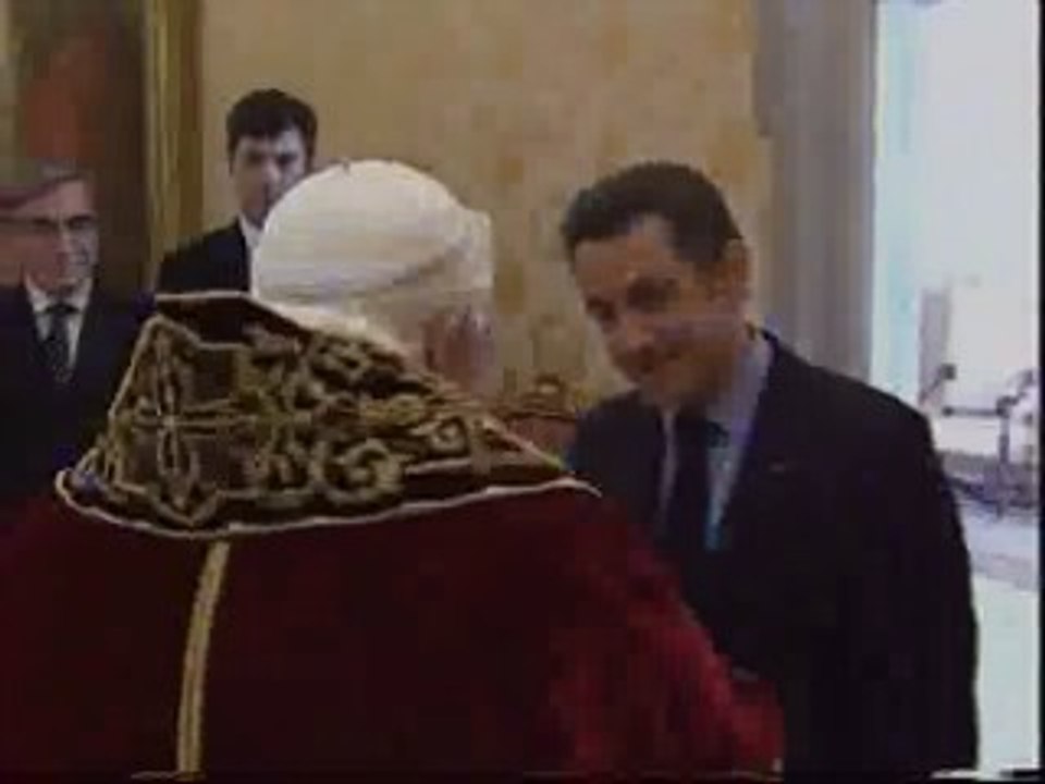 El Papa recibe a Sarkozy en el Vaticano